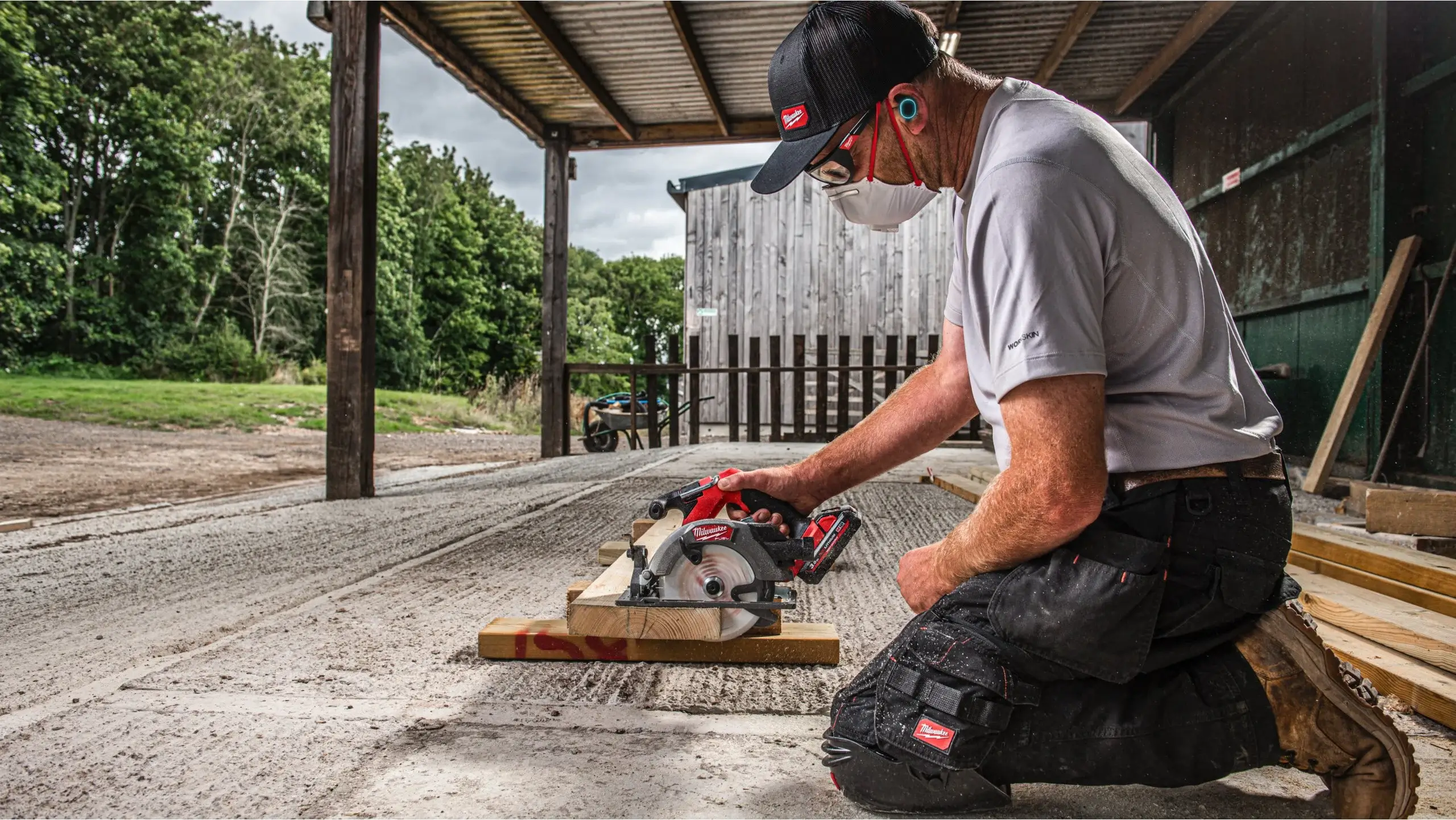 pilarka tarczowa Milwaukee 165 mm cięcie 57 mm bezszczotkowa